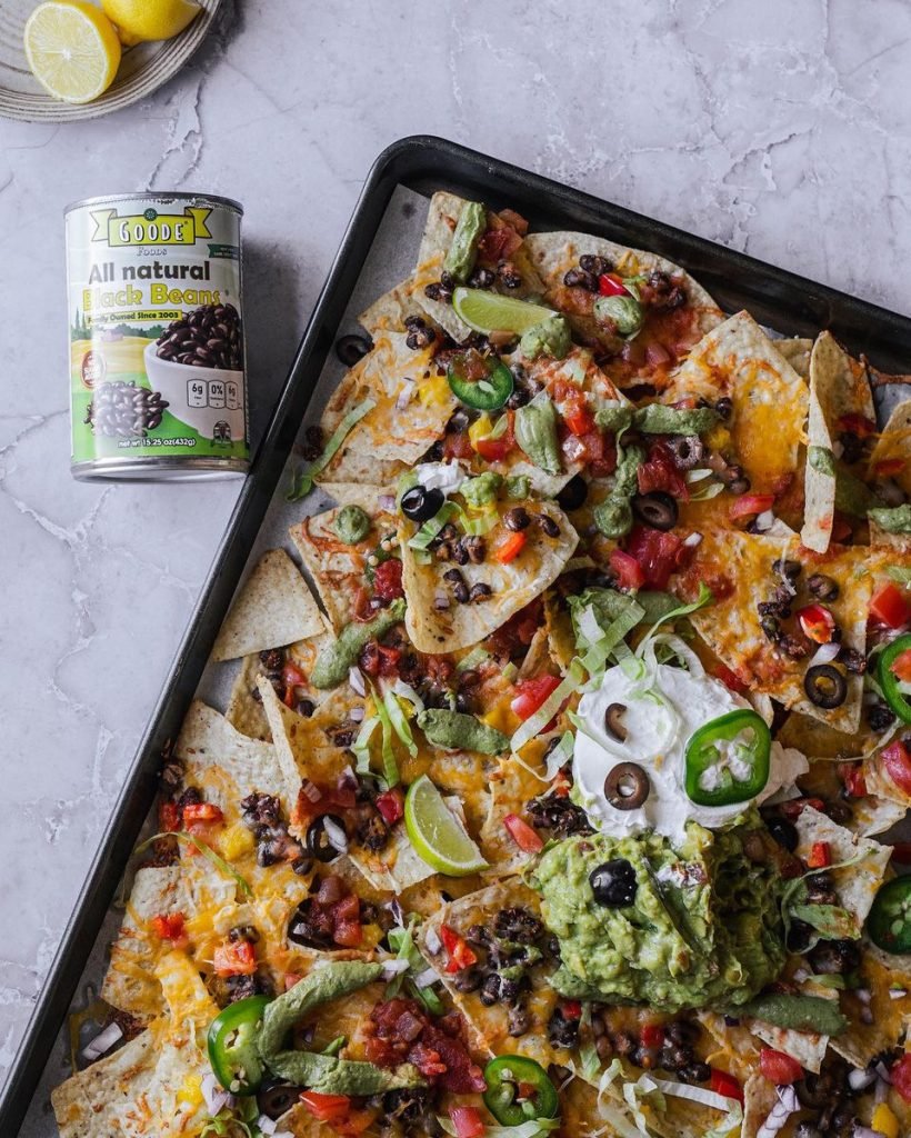 Black bean nachos